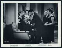 Agnes Moorehead, Jacqueline DeWit, Don Curtis, Rock Hudson, Jane Wyman, and other cast members in All That Heaven Allows