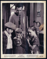 Robert Ryan and other cast members in Beware, My Lovely