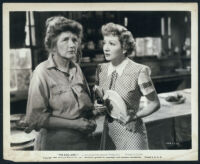 Marjorie Main and Claudette Colbert in The Egg and I
