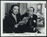 Linda Darnell and George Tobias in Everybody Does It
