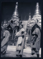 Rentarô Mikuni and cast members in Harp of Burma