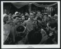 Alan Ladd, Veronica Lake, Douglas Dick and extras in Saigon