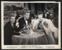 Dennis O'Keefe, Eleanor Powell, Mimi Forsythe and extras in a scene from Sensations of 1945