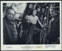 Kirk Douglas, Paul Lukas, Peter Lorre, and extras in 20,000 Leagues Under the Sea