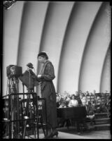 Eleanor Roosevelt delivers a speech at the Hollywood Bowl, Los Angeles, 1935