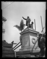 Statue of Stephen M. White on the old Courthouse lawn, Los Angeles, 1936