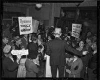 Crowd of Los Angeles Country Relief Administration workers on strike, Los Angeles, 1930s