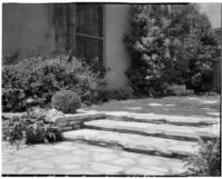 Laura La Plante residence, view of patio, steps and lawn, Beverly Hills, 1929