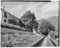 Wright Saltus Ludington residence, side view of terraces, Montecito, 1931