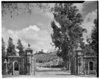 Gated entrance to Forest Lawn Memorial Park, Glendale, 1930