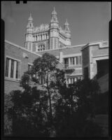 Los Angeles High School, view of tower from inner courtyard, Los Angeles, 1940