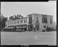 Street scene at Wilshire Boulevard and 4th Street, Santa Monica, 1928
