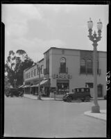 Street scene at Wilshire Boulevard and 4th Street, Santa Monica, 1928