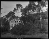 House on hillside in Santa Monica Canyon, Los Angeles, 1928