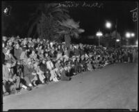 Crowd watching or awaiting Shriners' parade, Los Angeles, 1925