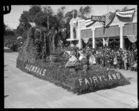 "Fairyland," first prize winning float in the Tournament of Roses Parade, Pasadena, 1924