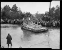 "A Sea of Sand" float in the Tournament of Roses Parade, Pasadena, 1934