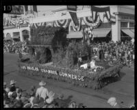 "Home Sweet Home" float in the Tournament of Roses Parade, Pasadena, 1927