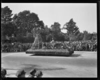 "Hiawatha's wooing" float in the Tournament of Roses Parade, Pasadena, 1929