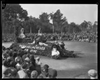 "Fiesta de las Rosas" float in the Tournament of Roses Parade, Pasadena, 1930