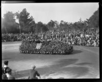 Pasadena Board of Directors in the Tournament of Roses Parade, Pasadena, 1930