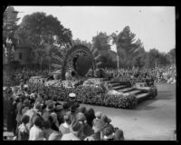 "Fountain of Happiness" float at the Tournament of Roses Parade, Pasadena, 1930