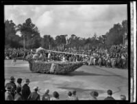 Decorated automobile in the Tournament of Roses Parade, Pasadena, 1932
