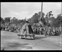 Camp Fire Girls "Miss Holland [?]" float in the Tournament of Roses Parade, Pasadena, 1932