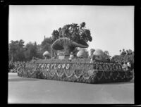 "Fairyland" float in the Tournament of Roses Parade, Pasadena, 1933