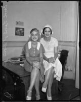 Actresses Carol Tevis and Doris Reeve, 1932