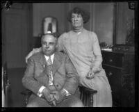 Carmi A. Thompson and his wife Leila E. Ellars come to California before sailing to Manila, Los Angeles, 1926
