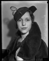 Dorothy Gessey goes to court over brick-throwing incident, Los Angeles, 1935