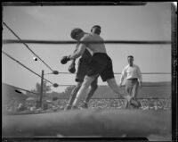 Boxers Tiger Flowers and Eddie Huffman in a match at Ascot Park, Gardena, 1926