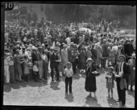 Crowd at Fourth of July picnic, 1929