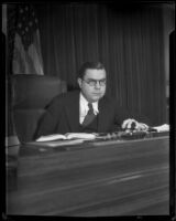 Judge Robert W. Kenny in court, Los Angeles, 1931-1939