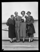 Director Mervyn LeRoy with his wife, Doris, and their mothers, San Pedro (Los Angeles), 1934