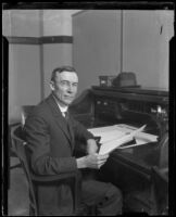 George Cryer, mayor of Los Angeles, 1921-1929 (copy print 1920-1939)