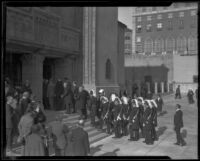 Mourners gather dean William MacCormack's funeral at St. Paul's Cathedral, Los Angeles, 1926