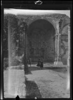 Ruins of the church at the Mission San Juan Capistrano, San Juan Capistrano, 1920-1939