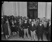 Crowd outside courtroom of Northcott murder trial, Riverside, 1929