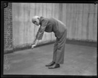 Professional walker Dan O'Leary passes at 91, Los Angeles, 1933
