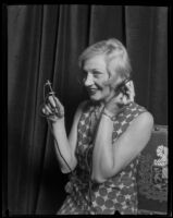 Lillian Mines broadcasts for the Eighth Annual National Radio Show, Los Angeles, 1930