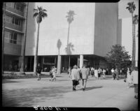 Street scene at the Prudential Building at Wilshire Boulevard and Curson Avenue, Los Angeles, 1949