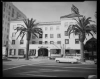 Facade of the Windemere Hotel before renovation, Santa Monica, 1955