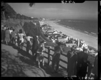 Visitors at Palisades Park, Santa Monica, 1946 or 1952