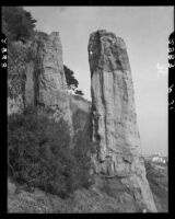 Rock pillar along the Palisades Park cliffs, Santa Monica, 1946-1950