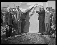 Officials unveiling Cabrillo Monument during the Cabrillo Day ceremony at Palisades Park, Santa Monica, 1942