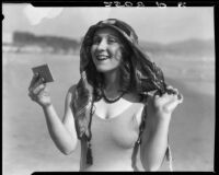 Valeska Radd wearing a keffiyeh, Santa Monica, 1931