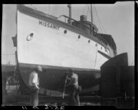 Cleaning of the “Missawit,” Long Beach Harbor, Long Beach, 1930