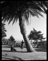 Carolyn Bartlett and unidentified female at Palisades Park, Santa Monica, 1940-1946